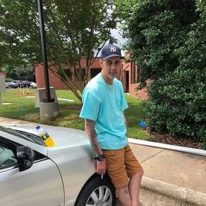 Meet your Posher, Jonathan